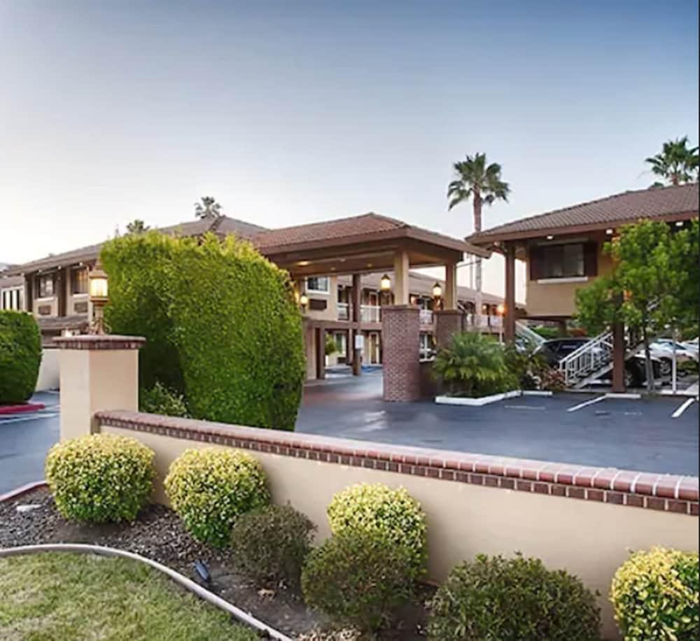Surestay Plus Hotel By Best Western Mountain View Dış mekan fotoğraf