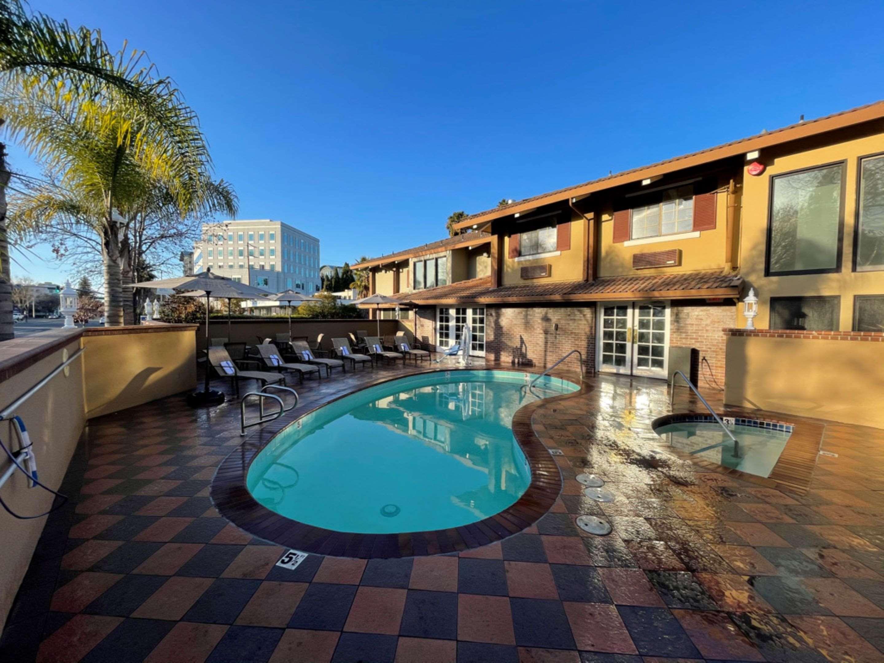 Surestay Plus Hotel By Best Western Mountain View Dış mekan fotoğraf