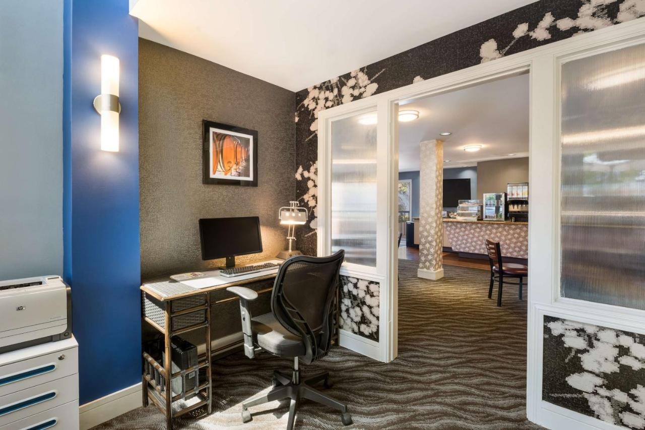 Surestay Plus Hotel By Best Western Mountain View Dış mekan fotoğraf